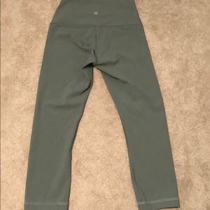 Lululemon Wunder Under Leggings